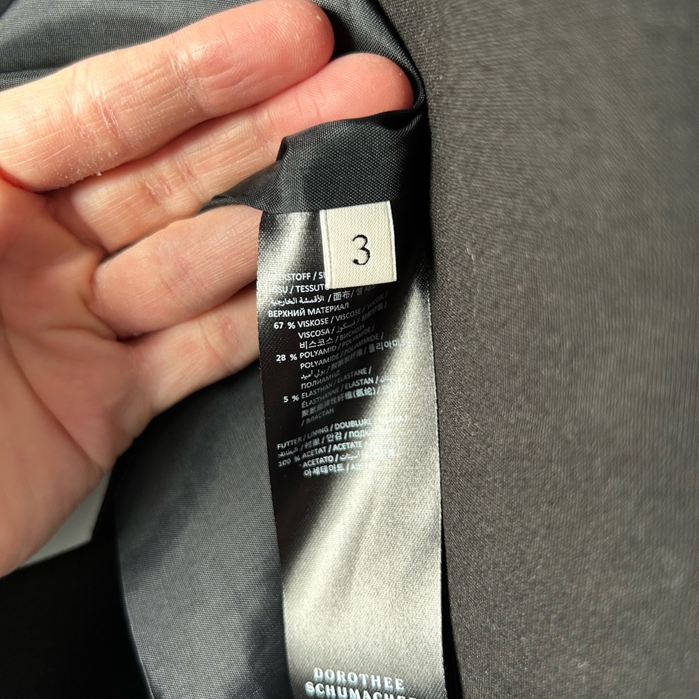 Dorothee Schumacher black cropped blazer style jacket - Picture 3 of 5